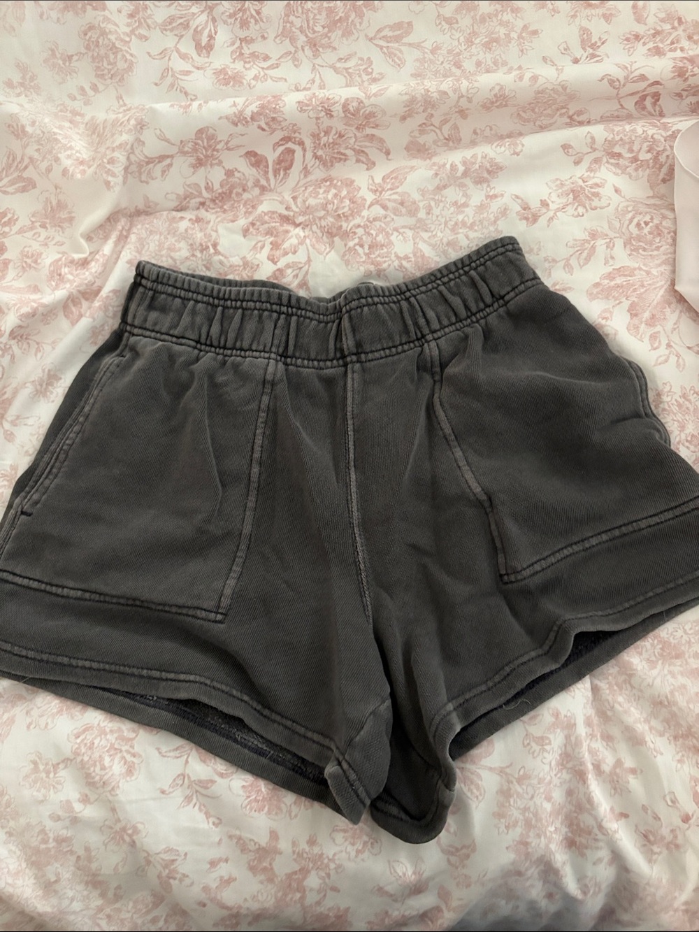 AERIE Women's Elastic-Waist Casual Shorts - Charcoal